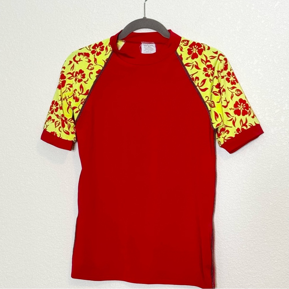 Girls L 14 Red Yellow Swim Top Rash Guard Short Sleeves 100+SPF Radi‎ Cool Skins